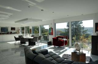 Haus kaufen in 71229 Leonberg, Exklusives Wohnerlebnis mit Panoramablick in Leonberg