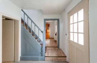 Haus kaufen in 76870 Kandel, RESERVIERT-ZWEI HÄUSER: ein vielseitiges Grundstück mit Potenzial