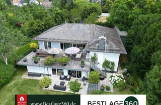 Villa kaufen in 61350 Bad Homburg, Wohnen in BESTLAGE: Freistehende Villa mit traumhafter Terrasse am Hardtwald in Bad Homburg
