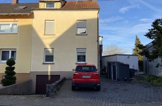 Einfamilienhaus kaufen in 66787 Wadgassen, Charmantes Einfamilienhaus mit Garage und pflegeleichtem Garten