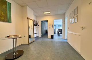 Büro zu mieten in Hauptstraße 240, 58675 Hemer, Hemer Zentrum - Moderne Praxis-/ Büroräume barrierefrei mit Aufzug und Kfz-Stellplätzen