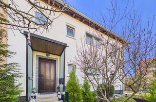 Wohnung kaufen in 71093 Weil im Schönbuch, Raum zum Wohlfühlen – Attraktive 2-Zimmer-Wohnung mit Hobbyraum, Gartenanteil & Garage