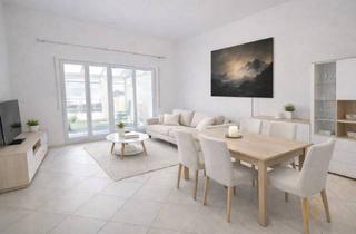 Wohnung kaufen in Grünecker Straße 18I, 85375 Neufahrn, Lichtdurchflutete 3-Zimmer-Wohnung mit Wintergarten in Neufahrn bei Freising