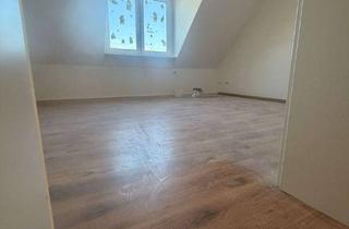 Wohnung mieten in Am Straußenkreuz 18, 40229 Eller, Charmante 3-Zimmer Dachgeschosswohnung in Düsseldorf-Eller