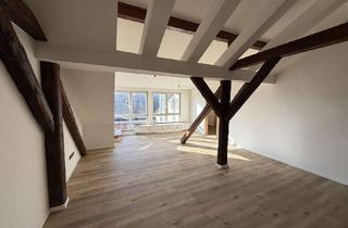 Lofts mieten in Westliche Stadtmauerstraße 64, 91054 Erlangen, Exklusive Loft-DG-Wohnung mit 42 m² Dachterrasse & Blick über Erlangen!