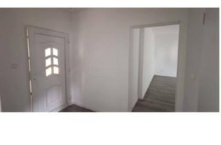 Wohnung mieten in 58762 Altena, Attraktive 2-Zimmer-Etagenwohnung mit modernem Wohnkomfort in naturnaher Lage in Altena