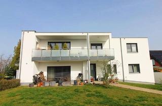 Wohnung mieten in Zum Eschental 17, 51491 Overath, Exklusive, moderne und helle Wohnung im EG mit zwei Terrassen/Garten in Overath (Ferrenberg)