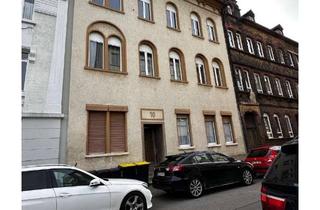 Wohnung mieten in Goethestraße 10, 66538 Neunkirchen, WG-taugliche 2-Zimmer-Dachgeschosswohnung Neunkirchen