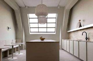 Gewerbeimmobilie mieten in 10117 Mitte, Office 3.15: Hochwertiges, möbliertes Serviced Office im Herzen Berlins