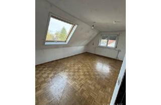 Wohnung kaufen in 72141 Walddorfhäslach, 2,5 Zimmer-Dachgeschoss-Wohnung