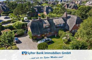 Doppelhaushälfte kaufen in 25999 Kampen, Doppelhaushälfte unter Reet im Herzen von Kampen