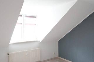 Wohnung mieten in 09456 Annaberg-Buchholz, Attraktive Dachgeschoss Whg mit 2 Zimmern u. Einbauküche !