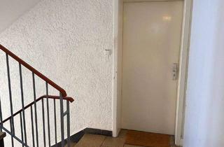 Wohnung kaufen in 70178 Stuttgart, Stuttgart - Attraktive 3-Zimmer-Wohnung nahe Marienplatz - WG-tauglich, 80 m², sofort frei