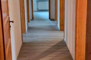 Doppelhaushälfte kaufen in 94209 Regen, Regen - Große Doppelhaushälfte Haus zwischen Regen Zwiesel zu verkaufen