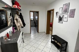 Wohnung kaufen in 75172 Pforzheim, Pforzheim - 3 Zimmer Wohnung mit Balkon und Garage, zentral und ruhig
