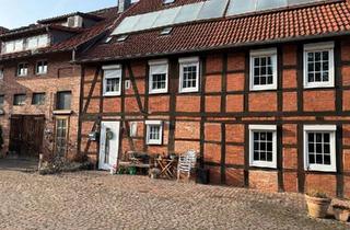 Haus kaufen in 31177 Harsum, Harsum - Charmantes Fachwerkhaus auf Resthof mit Garten in Harsum