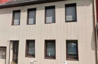 Haus kaufen in 66564 Ottweiler, Ottweiler - 1-2 Familienhaus in Ottweiler Zentrale Lage