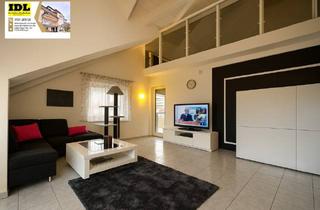 Wohnung kaufen in 70599 Stuttgart, Stuttgart - Lichtdurchflutete DG-Wohnung mit Galerie