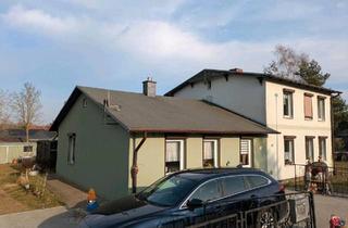 Einfamilienhaus kaufen in 17438 Wolgast, Wolgast - Haus mit Einliegerwohnung und Stall in Hohendorf