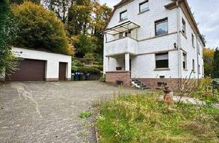 Haus kaufen in Im Brühl 30, 66130 Saarbrücken, Saarbrücken / Fechingen - 2-3 Familienhaus mit Bauplatz in guter Lage von Fechingen