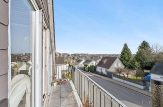 Wohnung kaufen in 42369 Ronsdorf, Lichtdurchflutete Dachgeschosswohnung mit sonnigem Balkon & Stellplatz