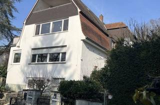 Wohnung mieten in 61476 Kronberg, Kronberg - in einem 3-Familienhaus - großz. 4.-Zi.-Erdgeschosswohnung mit eigenem Garten