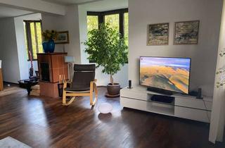 Wohnung mieten in Bachstraße, 82178 Puchheim, Helle 2 Zimmer Wohnung in Puchheim 84qm, Balkon,Terrasse, Holzofen,