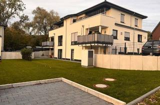 Wohnung mieten in Am Knie, 32120 Hiddenhausen, Attraktive 3,5-Zimmer Wohnung im EG mit Balkon in Hiddenhausen