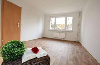 Wohnung mieten in Fritz-Heckert-Siedlung 61, 09337 Hohenstein-Ernstthal, Seltene 4,5-Raum-Wohnung im Dachgeschoss – Wohnen im Grünen! Kautionsfrei!