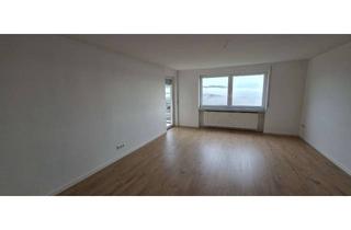 Wohnung mieten in Wieselbacher Weg 42, 55743 Idar-Oberstein, -Erstbezug- Kernsanierte 3-Zimmer Wohnung mit Balkon im 3. OG in Idar-Oberstein