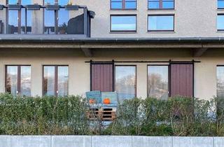 Wohnung mieten in Parkstraße 11, 13585 Spandau, HOMESK - Direkt an der Havel: 4-Zimmer-EG-Wohnung mit Garten, Terrasse und Wasserblick