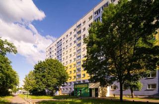 Wohnung mieten in An Der Magistrale 85, 06124 Westliche Neustadt, Helle 3-Zimmer-Wohnung mit großem Südbalkon & ebenerdiger Dusche