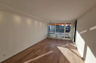 Wohnung mieten in 70619 Heumaden, **Einladende und renovierte 2-Zi.-Wohnung mit 2 Balkonen** (WG-geeignet)