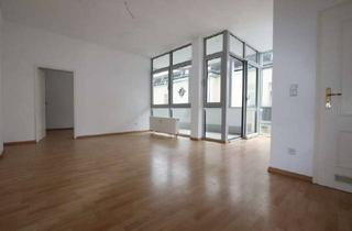 Wohnung mieten in Münzstraße, 08056 Innenstadt, IM ZENTRUM! Helle 2-R mit großen Balkon in Zwickau jetzt verfügbar!