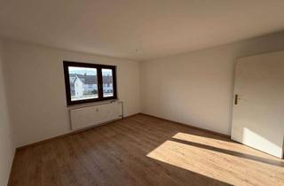 Wohnung mieten in Königsbergerstr., 72406 Bisingen, Helle 3-Zimmer-Wohnung mit Balkon in Bisingen