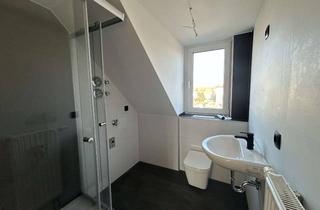 Wohnung mieten in Steinpleiser Str. 5a, 08427 Fraureuth, *Schöne 2-Raum Wohnung mit Einbauküche im Dachgeschoss*