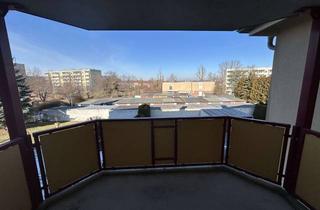 Wohnung mieten in Pestalozzistraße 20, 08062 Niederplanitz, *Neusanierte 1-Raum Wohnung mit Einbauküche & Balkon*