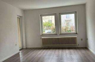 Wohnung mieten in Pöppinghauser Straße, 32756 Detmold, *Hereinspaziert ins neue Zuhause* 3-Zimmerwohnung mit Balkon