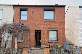 Doppelhaushälfte kaufen in 28219 Osterfeuerberg, Gemütliche Rotklinker-Doppelhaushälfte mit Balkon, Südhofgarten, Nebengebäude und Garage