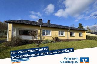 Haus kaufen in 51545 Waldbröl, Großzügiges Wohnhaus mit weitläufigem Grundstück in Hermesdorf