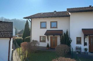 Haus kaufen in 84518 Garching, Großzügiges Reiheneckhaus in Garching / Wald