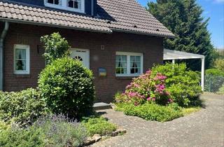 Doppelhaushälfte kaufen in 50259 Pulheim, Wohnen mit Wohlfühlfaktor – Doppelhaushälfte mit Kamin, Garten, Doppelgarage & Carport