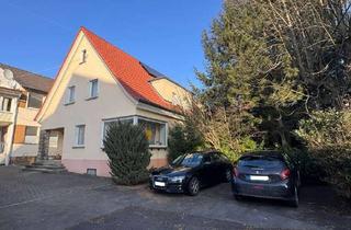 Einfamilienhaus kaufen in 36381 Schlüchtern, Zentrales Einfamilienhaus mit idyllischem Garten – Perfekt für die Familie!