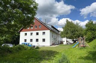 Haus kaufen in 87600 Kaufbeuren, 9-Familienhaus mit einem Entwicklungsgrundstück-Projektpotenzial in Kaufbeuren zu verkaufen