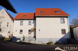 Haus kaufen in 97234 Reichenberg, Reizvolles Ensemble - Wohnhaus mit drei Einheiten, ehemalige Reithalle, Nebengebäude, Hof-und Garten