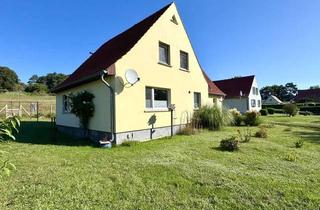 Einfamilienhaus kaufen in Boddenstraße 11B, 18586 Gager, Einfamilienhaus mit viel Potenzial auf großzügigem Gartengrundstück