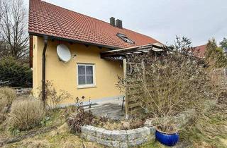 Doppelhaushälfte kaufen in 93142 Maxhütte-Haidhof, Doppelhaushälfte in Maxhütte-Haidhof (Birkenzell) aus Insolvenz