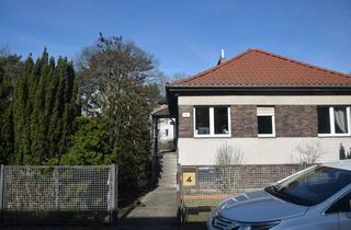 Haus mieten in Bocholter Weg, 13507 Tegel, Ruhiges und gepflegtes Einfamilienhaus in Tegel. OHNE GARAGE. OPTIONAL MIT GARTEN