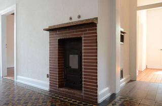 Haus mieten in 76872 Hergersweiler, Hergersweiler: Großes Haus mit 6 Zimmern, Doppelgarage und großem Hof