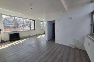 Büro zu mieten in Bayrischzeller Str., 83714 Miesbach, Helle & moderne Praxis-/Bürofläche (60 m²) – ideal für Kosmetik, Therapie oder Büro – zentrale Lage